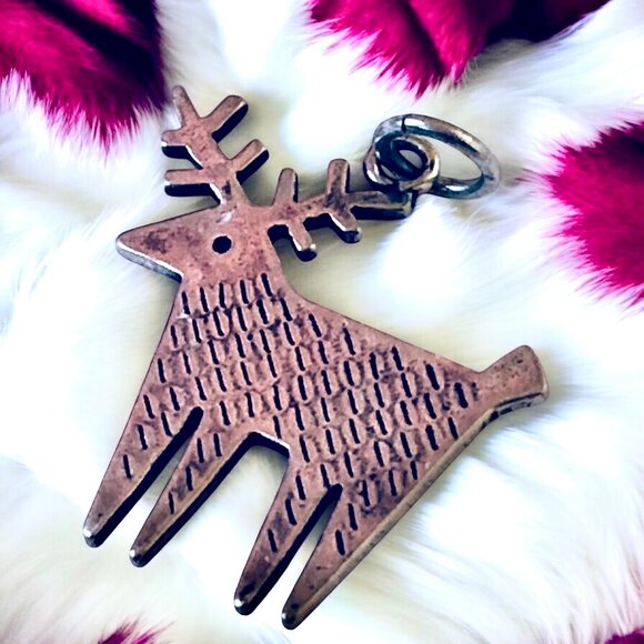 MIMI Artisan Vintage Sterling Silver Reindeer DOUBLE SIDED Pendant or CHARM Tiny